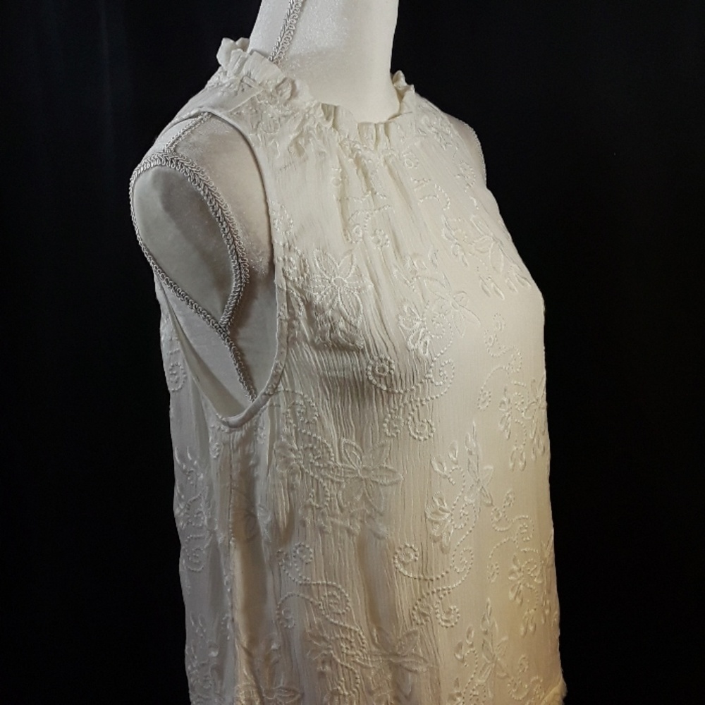 Aqua Embroidered Tank Top - Picture 5 of 6